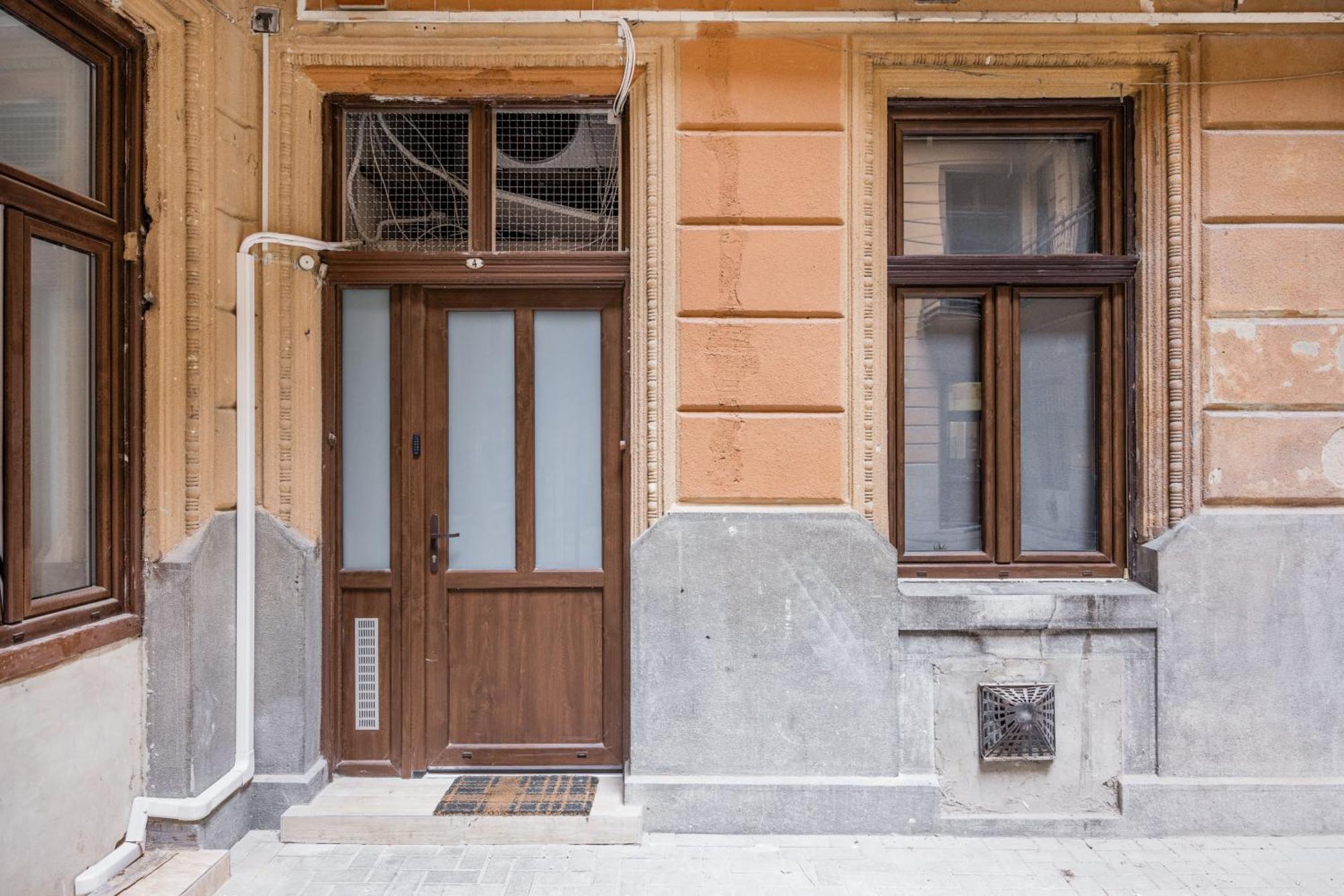 Modern Downtown Oasis Apartment Budapest Exterior photo